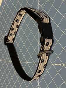 Buckle Collar ~ Lg/XL 19-31"