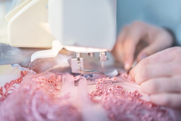 sew, hobby, work-7086689.jpg